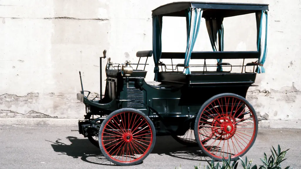 02-Peugeot-Typ-10-Break-ab-1894-Quelle-Peugeot-Stellantis