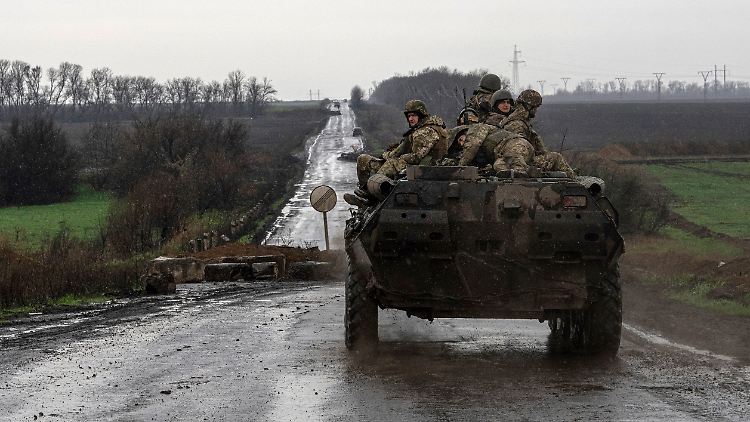 Der ukrainische Sieg sei keineswegs vorprogrammiert, sagt der Sicherheitsexperte Heusgen. Vielmehr sei er abhängig von der westlichen Unterstützung.
