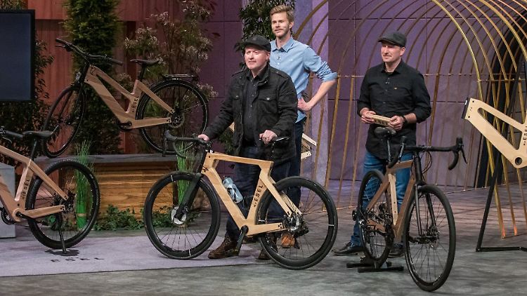 Erkannt? Für "My Esel" macht sich auch Joey Kelly (l.) stark.