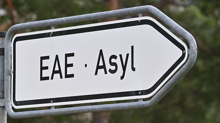Besonders in der Altersgruppe der 19- bis 30-jährigen Männer und Frauen aus Russland gab es  einen deutlichen Anstieg.