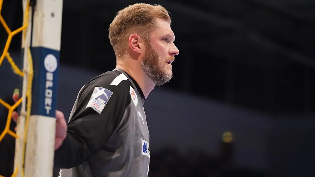 Hamburgs-Torwart-Johannes-Bitter-in-Aktion