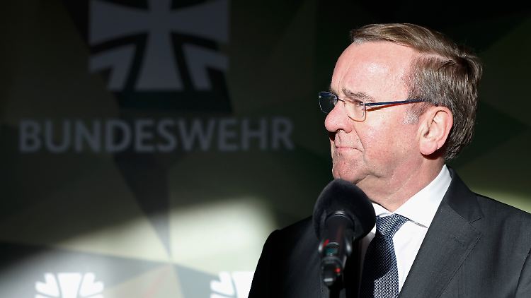 Pistorius forderte außerdem mehr Geld für die Bundeswehr, die in einem schlechten Zustand ist.