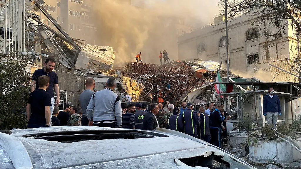 2024-04-01T154046Z-570142381-RC2RX6AV2U51-RTRMADP-3-ISRAEL-PALESTINIANS-SYRIA-IRAN