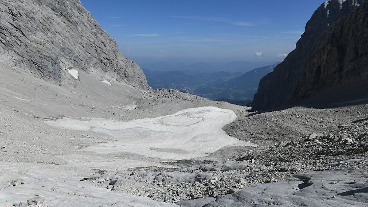 Der Watzmann liegt in den Berchtesgardener Alpen, seine Ostwand ist die höchste Wand der Ostalpen.