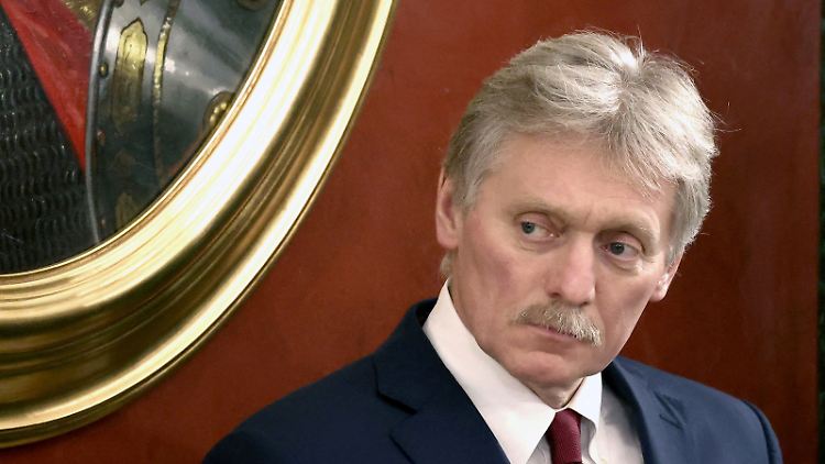 Russland führt Krieg gegen die Ukraine, fühlt aber seine Sicherheit durch die NATO klar bedroht, äußert Kremlsprecher Peskow.