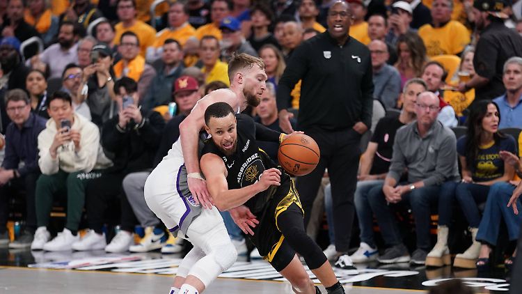 Superstar Stephen Curry führte die Warriors mit 36 Punkten an.