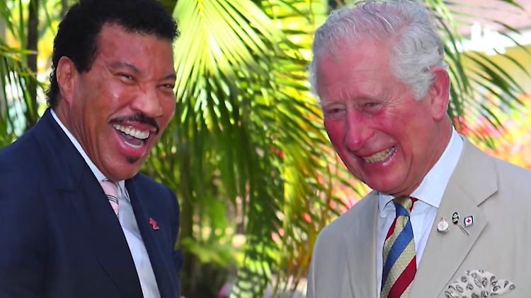 Lachen gemeinsam viel: Lionel Richie (l.) und König Charles.