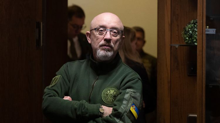 Der ukrainische Verteidigungsminister Resnikow findet das Ramstein-Treffen "ergiebig".