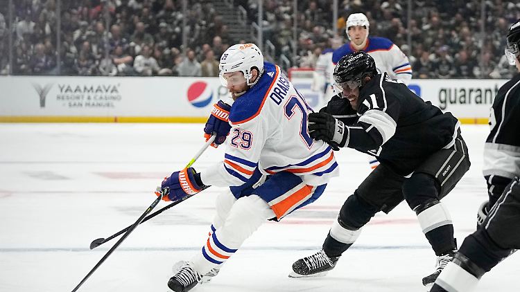 Leon Draisaitl hat schon bessere Abende erlebt. 