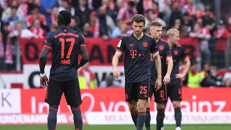 Die Bayern um Thomas Müller und Joshua Kimmich gingen in Durchgang zwei komplett unter.