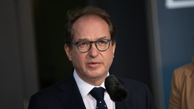 Alexander Dobrindt will gefährliche Bären abschießen lassen.