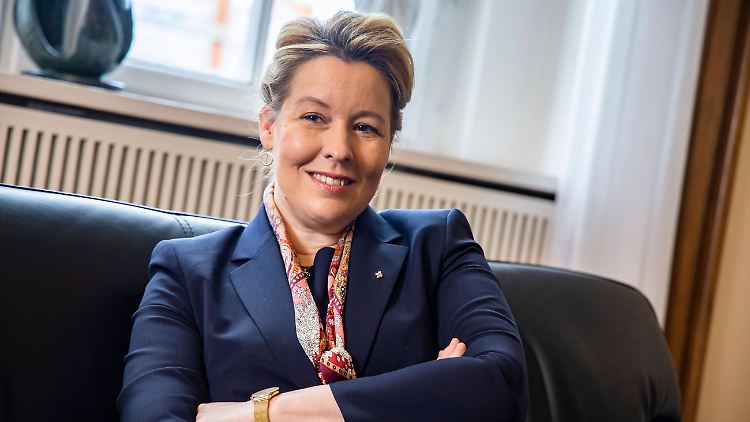 Welchen Posten die scheidende Regierende Bürgermeisterin in der künftigen Berliner Landesregierung bekleiden wird, ist noch offen. 