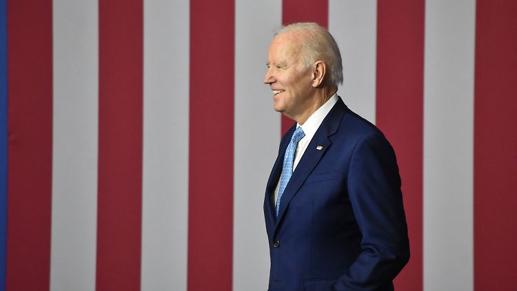 US-Präsident Biden sagte den Unternehmensvertretern, sie müssten die aktuellen und potenziellen Risiken verringern, die KI für den Einzelnen, die Gesellschaft und die nationale Sicherheit darstelle.