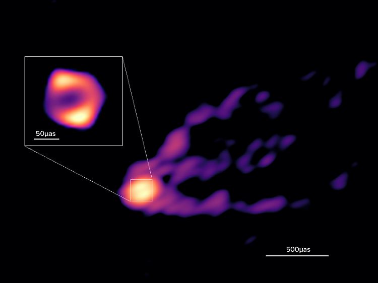 GMVA+ALMA-Bild der zentralen Region des Schwarzen Lochs in Messier 87. Das große Bild zeigt den Jet und den zentralen Ring, das kleine eine Vergrößerung der inneren Region.