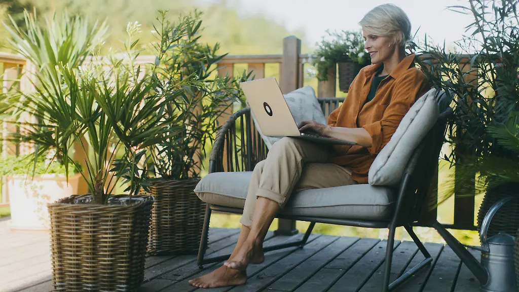 Mit-Top-Deals-auf-Terrassen-und-Balkonmoebel-kann-der-Fruehling-kommen