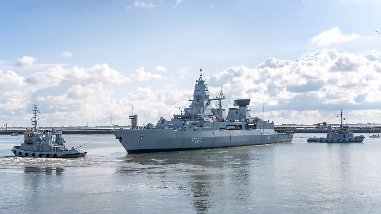 Die Fregatte "Hamburg" in Wilhelmshaven (Archivbild).