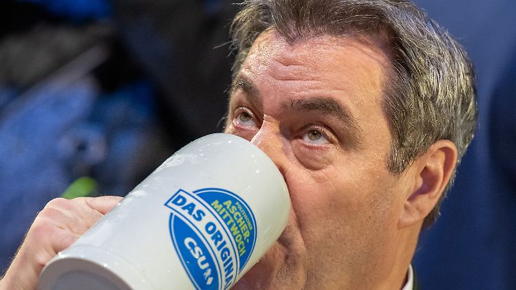 Teilt auch selber gerne aus: CSU-Chef Söder  beim politischen Aschermittwoch in Passau. 