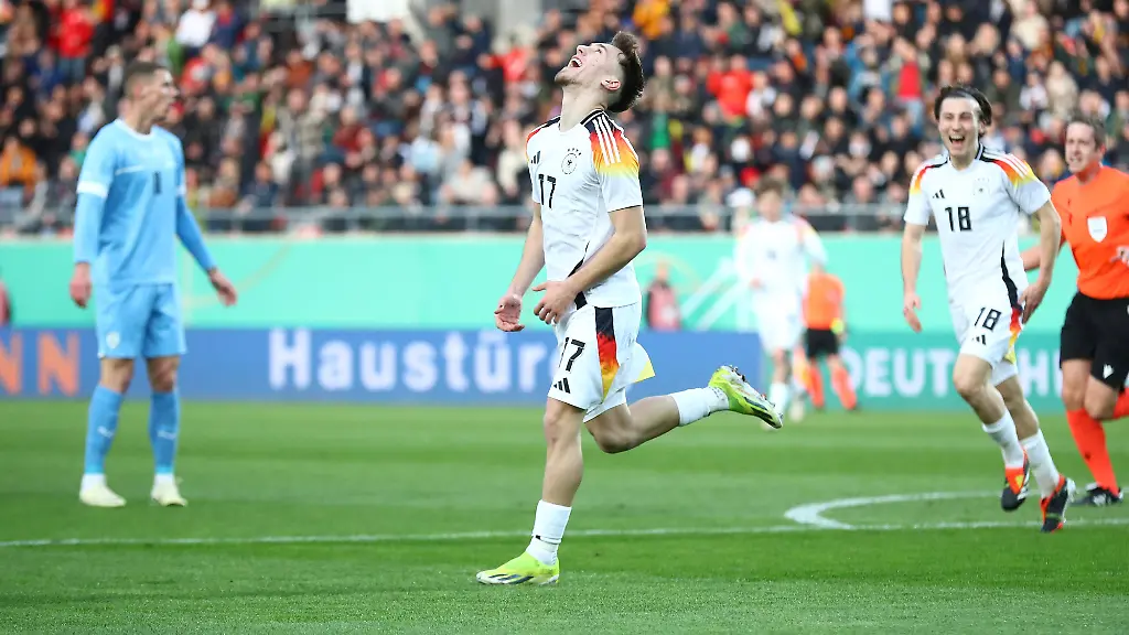 dbe2f35d1c34d114fd092e89f39c42bc