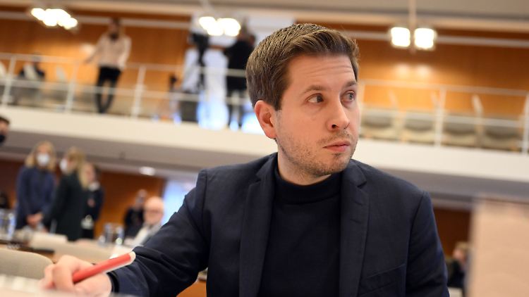 Das Gebäudeenergiegesetz sei noch nicht ausgereift, betont Kühnert.