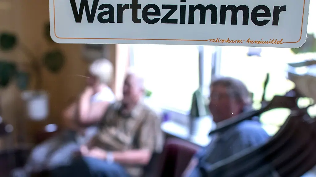 Maenner-haben-ab-dem-Alter-von-50-Jahren-Anspruch-auf-eine-Darmspiegelung-zur-Krebs-Frueherkennung