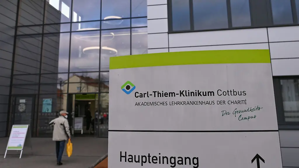 Der-Eingang-zum-Carl-Thiem-Klinikum-CTK-Cottbus