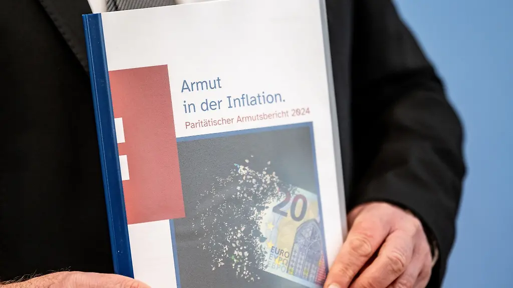 Ulrich-Schneider-Hauptgeschaeftsfuehrer-des-Paritaetischen-Gesamtverbandes