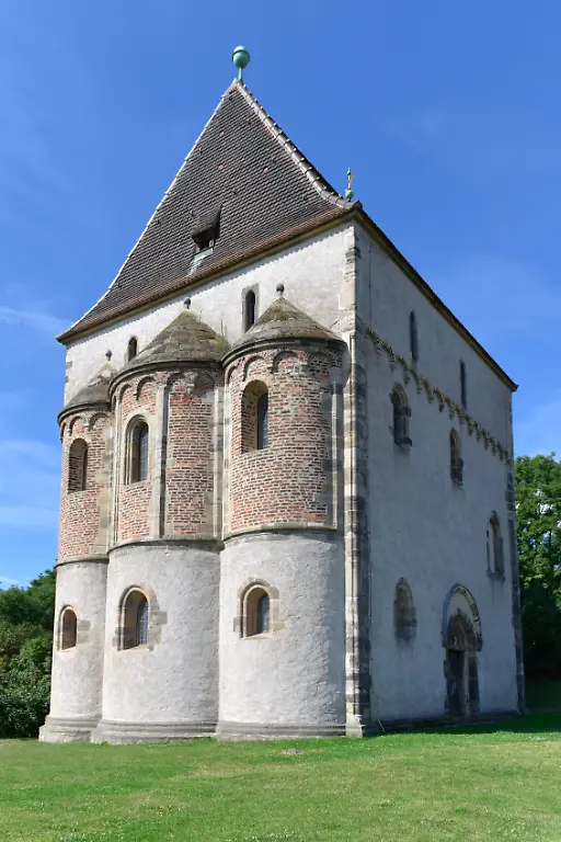 Landsberg-Doppelkapelle-St-Crucis-01
