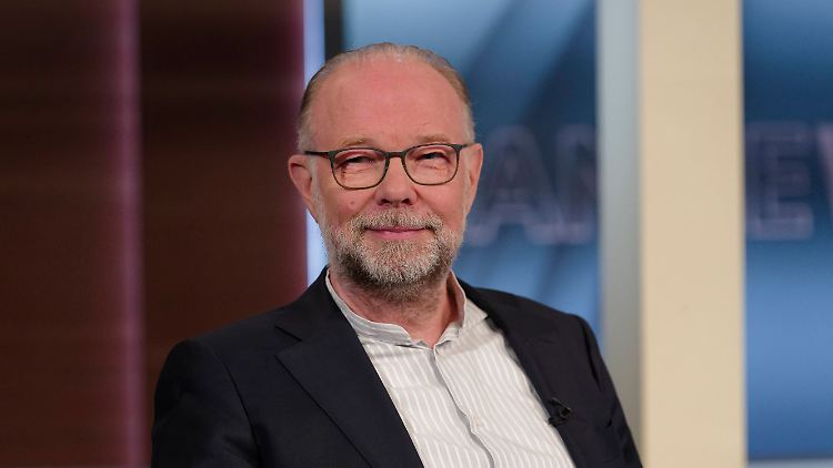 "Zeit"-Journalist Bernd Ulrich wirft Kanzler Scholz "Traumtänzerei" vor