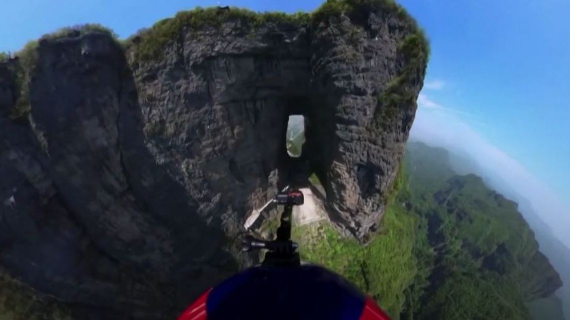 wingsuit.JPG