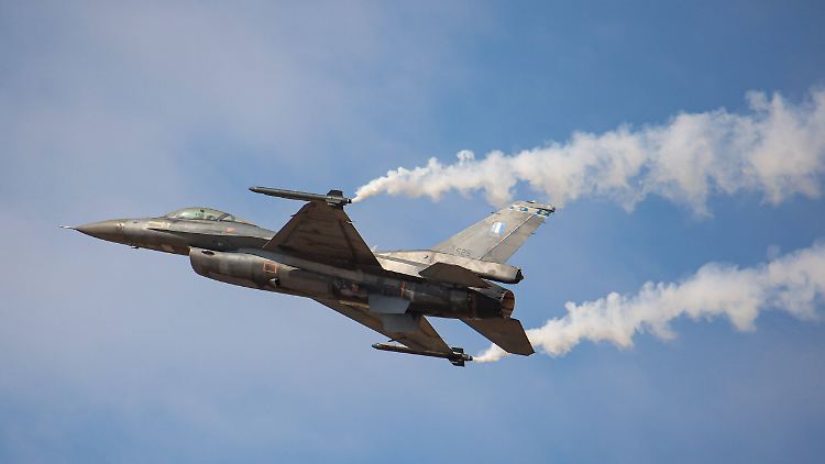 Seit den 70er-Jahren wurden Tausende F-16-Kampfjets auf der Welt in Dienst gestellt. 