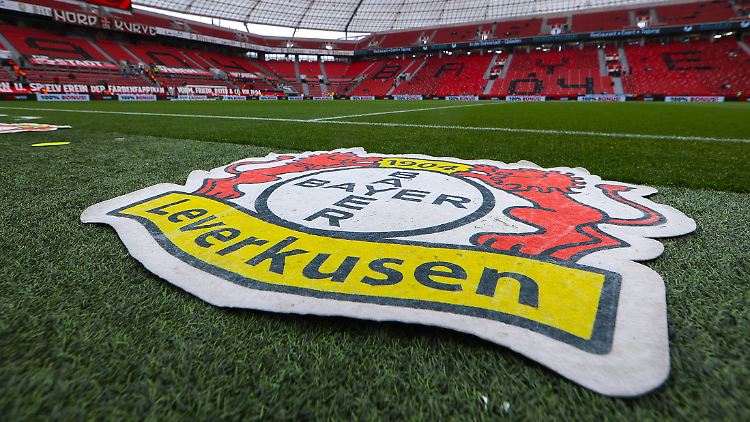Bayer Leverkusen hat die Spielverlagerung gegen den 1. FC Köln beantragt.