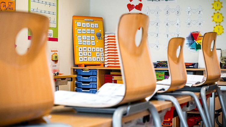 Die Taten sind laut US-Justizministerium zwischen 2006 und 2010 in der US-Grundschule nahe Stuttgart passiert.