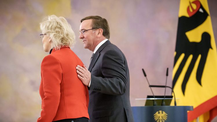 "Schnelle Entscheidungszüge" bei der Postenvergabe: Ex-Verteidigungsministerin Lambrecht versorgte ihre Parteifreunde mit Leitungspositionen, ergibt eine Anfrage der CDU.