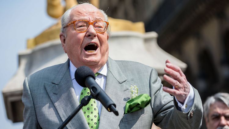 Fast vier Jahrzehnte führte Jean-Marie Le Pen die rechtsextreme Partei Front National an.