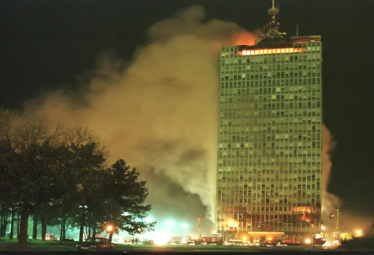 1999-04-21T000000Z-1952084385-RP1DRIHJUYAA-RTRMADP-3-YUGOSLAVIA-BELGRADE