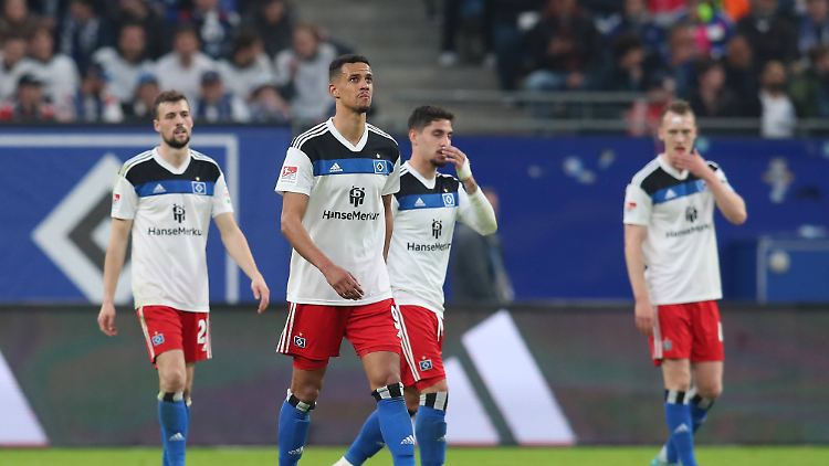 Der Hamburger SV verspielte zwei Führungen gegen Paderborn.