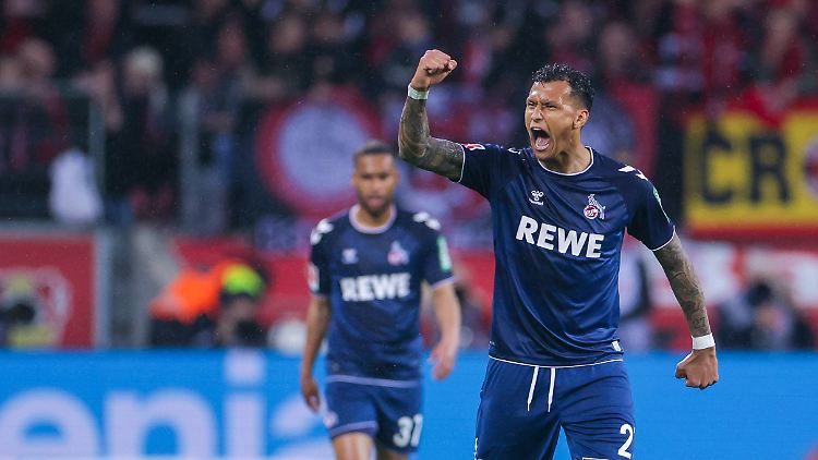 Doppelpacker und damit Matchwinner in Leverkusen: Davie Selke.