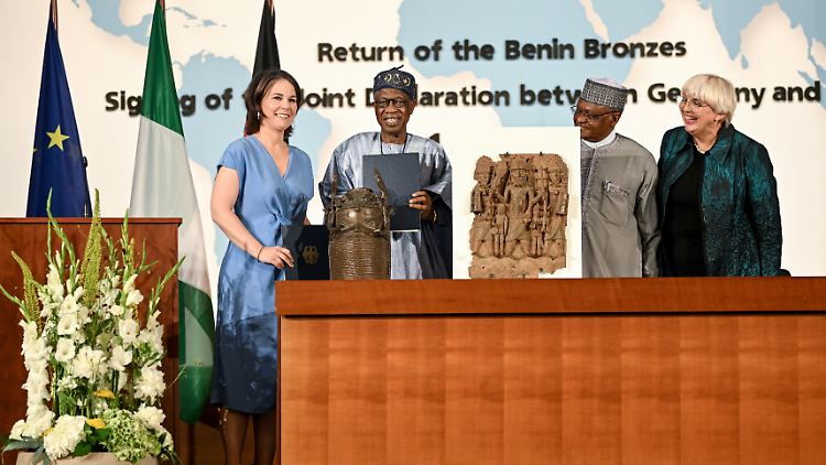 Deutschland hatte Ende 2022 zunächst 20 Benin-Bronzen an Nigeria zurückgegeben.