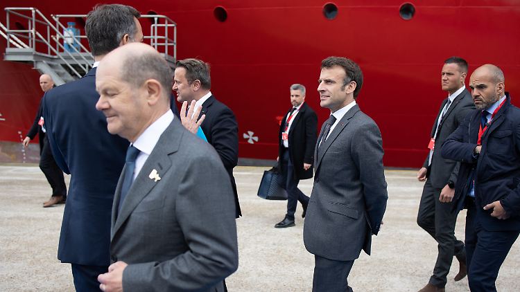 Vielleicht bald wieder Seite an Seite: Emmanuel Macron und Olaf Scholz.