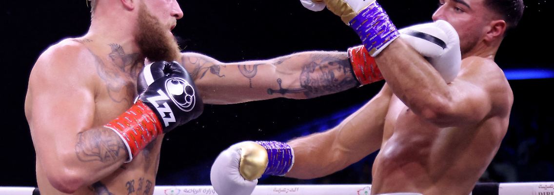 2023-05-08T043024Z_1147992473_RC2DJZ99W5AV_RTRMADP_3_BOXING-PAUL.JPG