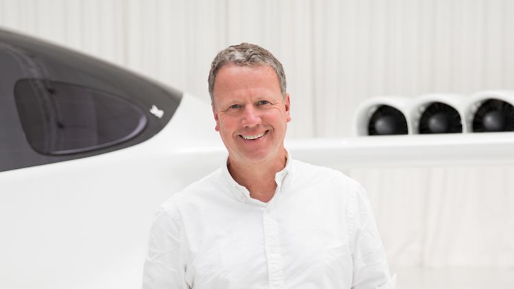 Klaus Roewe war früher Manager bei Airbus, heute ist er CEO beim Startup Lilium Aviation.