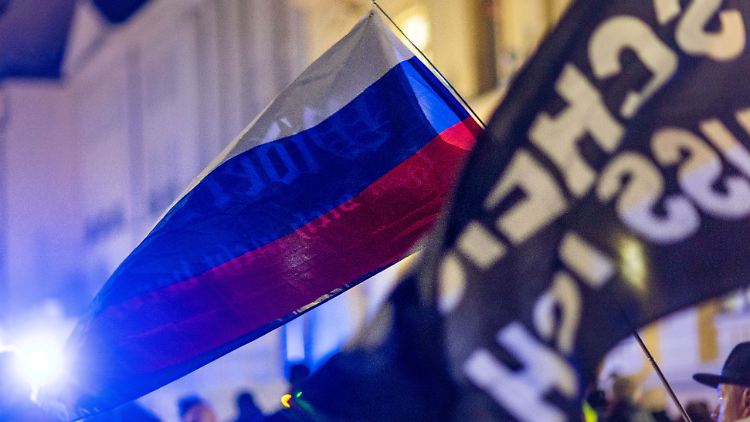 Der Angriff Russlands auf die Ukraine führte in Deutschland zu Tausenden politisch motivierten Straftaten.