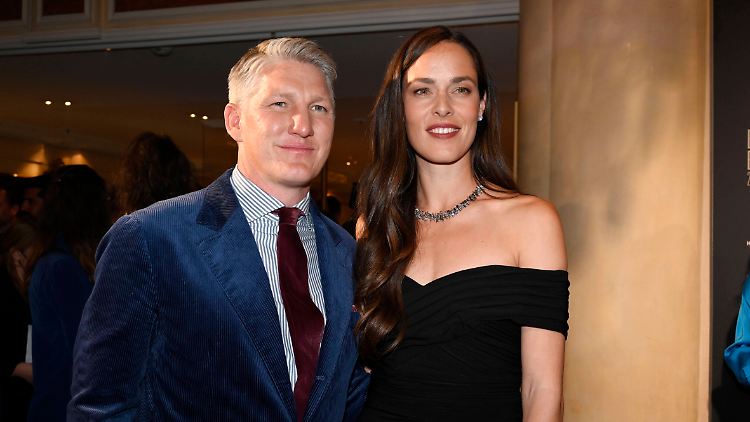 Bastian Schweinsteiger und Ana Ivanović freuen sich über Nachwuchs.