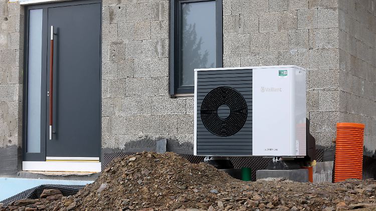 Immer mehr Menschen entscheiden sich mittlerweile für eine Wärmepumpe.