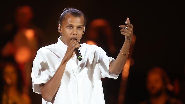 Stromae, der mit bürgerlichem Namen Paul van Haver heißt, sollte eigentlich auch in Deutschland auftreten, am 10. Mai in Köln und am 12. Mai in Berlin. 
