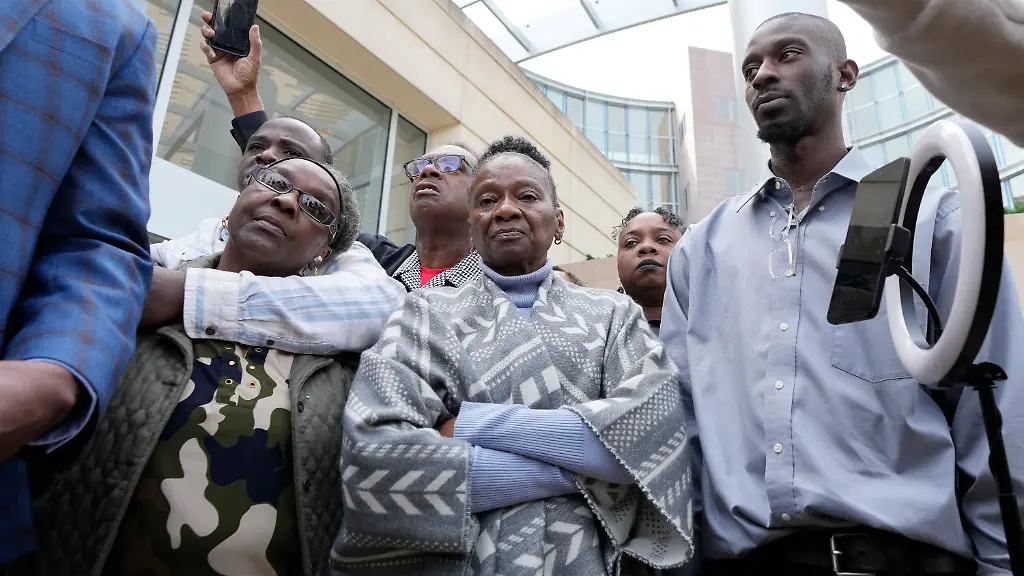 e56e97fe8c3ec3a485cf7e6fa0253a27