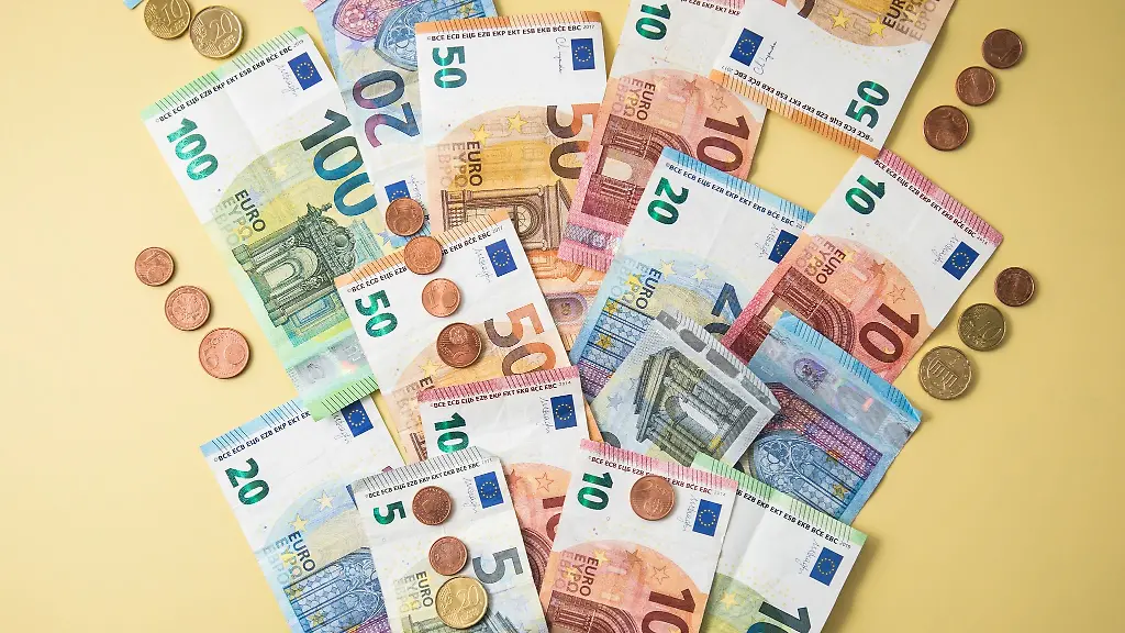 Pflegepauschbetrag-Homeoffice-und-Entfernungspauschale-Wer-Dinge-wie-diese-mit-der-Steuererklaerung-geltend-machen-koennte-aber-sie-vergisst-dem-entgehen-unter-Umstaenden-grosszuegige-Steuerersparnisse