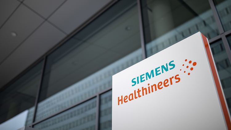 Siemens Healthineers erlöste vor einem Jahr noch fast 700 Millionen Euro mit Corona-Schnelltests.