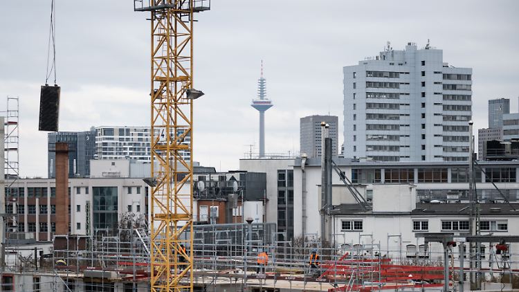 Laut dem Immobilienpreisindex des Verbands deutscher Pfandbriefbanken sind die Preise am stärksten in Frankfurt am Main gefallen.