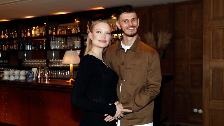 Cheyenne Ochsenknecht und ihr Ehemann Nino Sifkovits haben bereits eine gemeinsame Tochter.